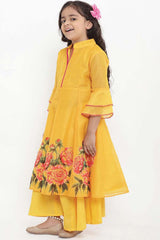 Buy Girl's Yellow Printed Kurta With Palazzos Online - Back