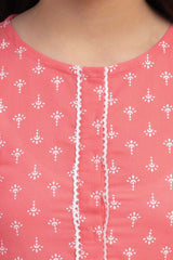 Buy Girl's Pink Ethnic Motifs Printed Pure Cotton Kurta With Trousers And With Dupatta Online - Side