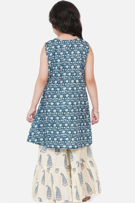 Buy Girl's Blue Floral Printed Pleated Kurta With Skirt Online - Back