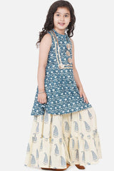 Buy Girl's Blue Floral Printed Pleated Kurta With Skirt Online - Side