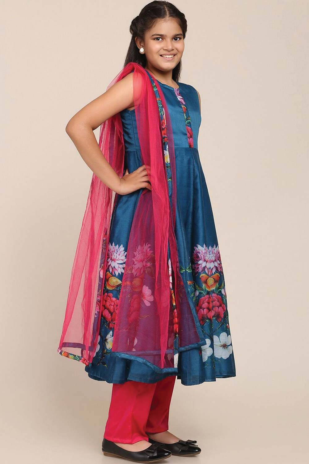 Buy Girl's Blue And Fuchsia Floral Printed Pleated Kurta With Trousers And Dupatta Online - Front