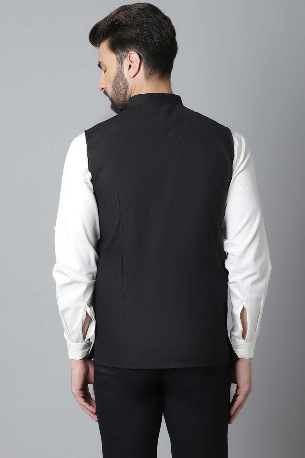 Buy Men's Black Linen Blend Solid Waistcoat Online - KARMAPLACE