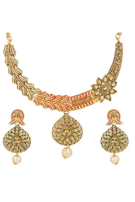  Buy Women's Alloy Necklace in Gold Online