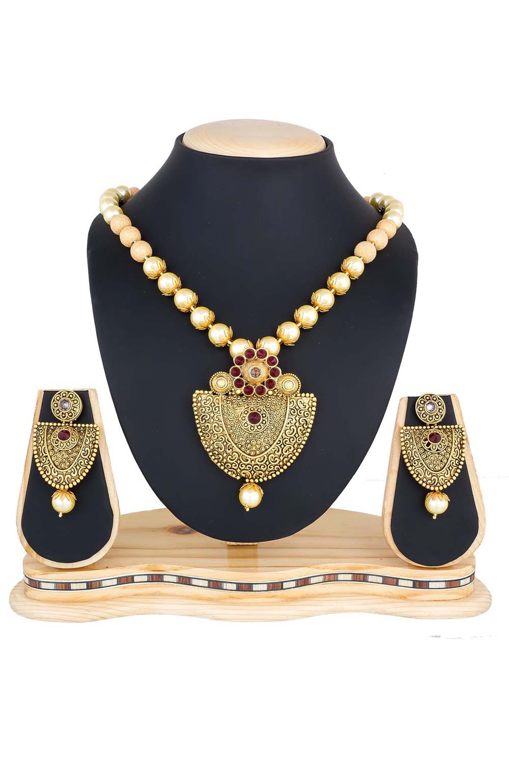 Women's Alloy Necklace Set in Marron and Golden
