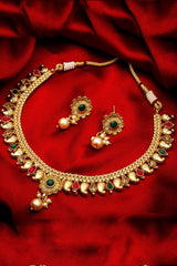 Women's Alloy Necklace and Earrings Set in Gold