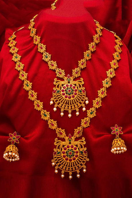 Buy Women's Mazak Necklace Set in Gold Online
