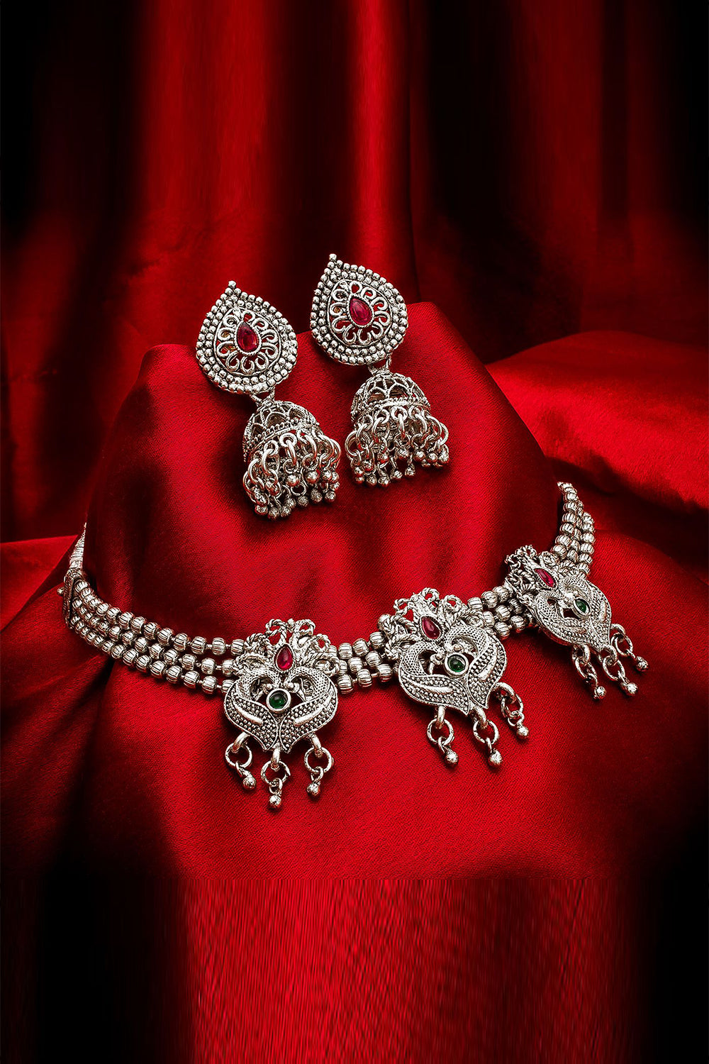 Buy Women's Oxidized Necklace Set in Silver