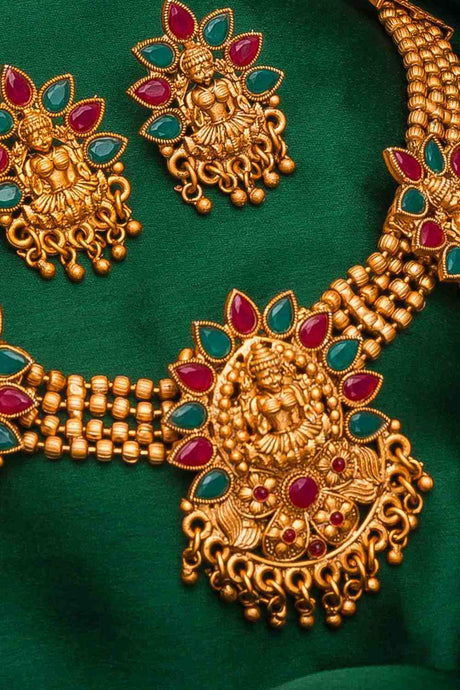 Shop Indian jewellery sets