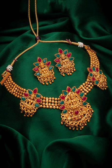 Buy Women's Copper Necklace Set in Red and Green
