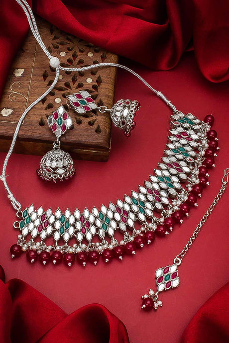 Buy Women's Oxidized Necklace Set In Maroon