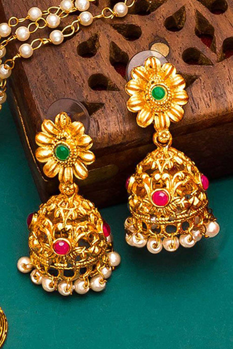 Shop Latest Gold Necklace Designs for Women