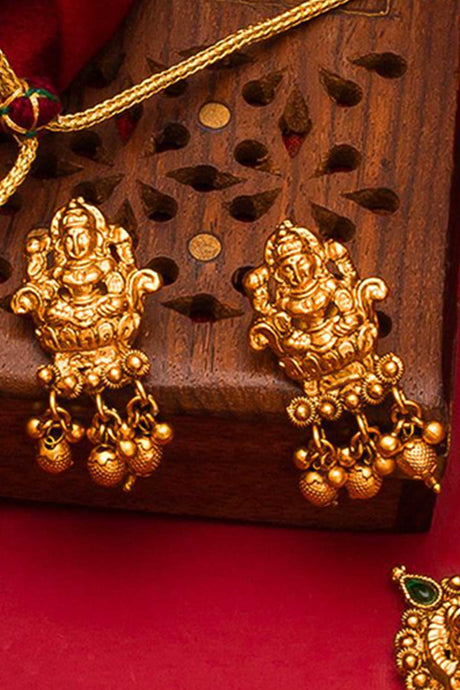  Indian Necklace Set Online.