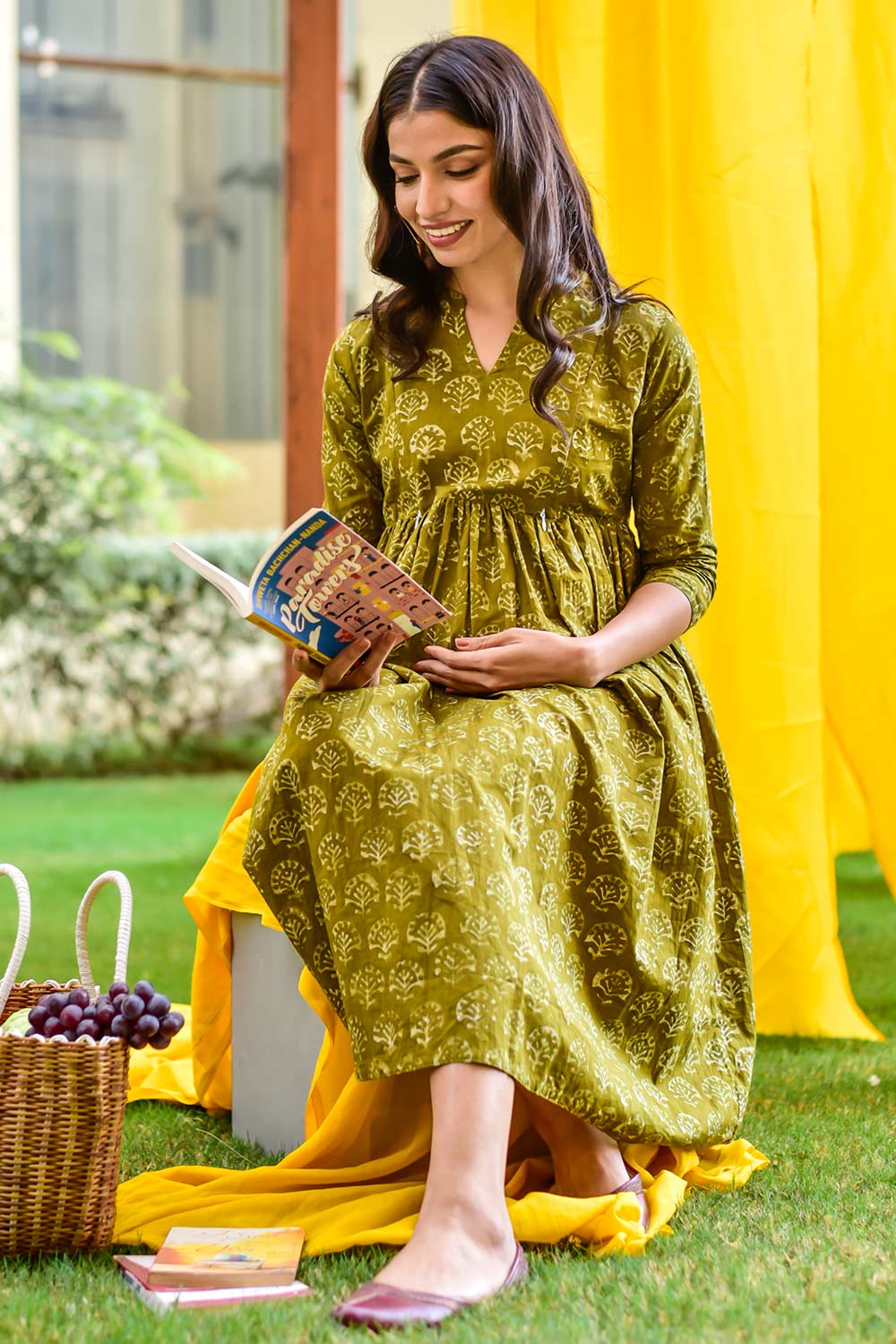 Buy Cotton Floral Print Maternity Dress in Mehendi Green - Back