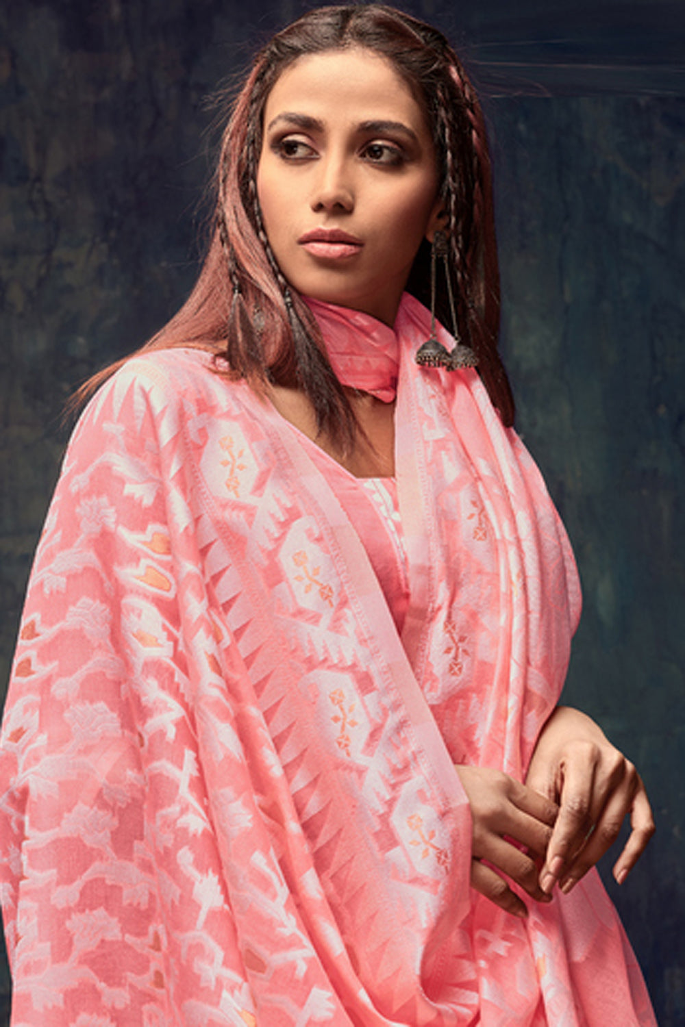 Jacquard Zari Saree In Pink