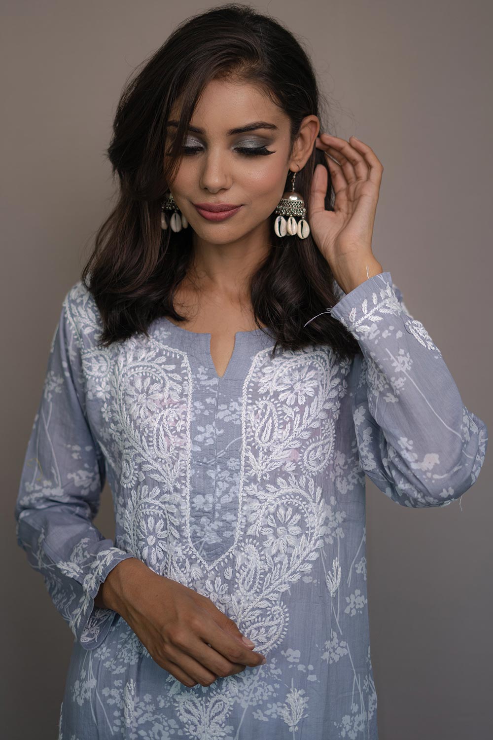 Buy Mulmul Cotton Embroidered Kurta Top in Grey Online - Front