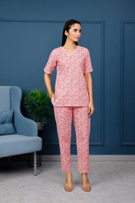 Buy Pink cotton Floral Printed loungewear set Online
