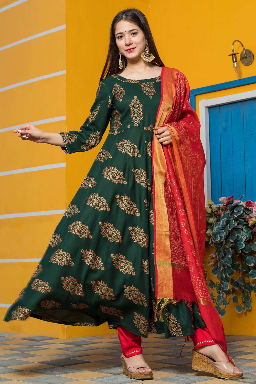 Buy Leaf Green Gold Kurta Dupatta Set Online