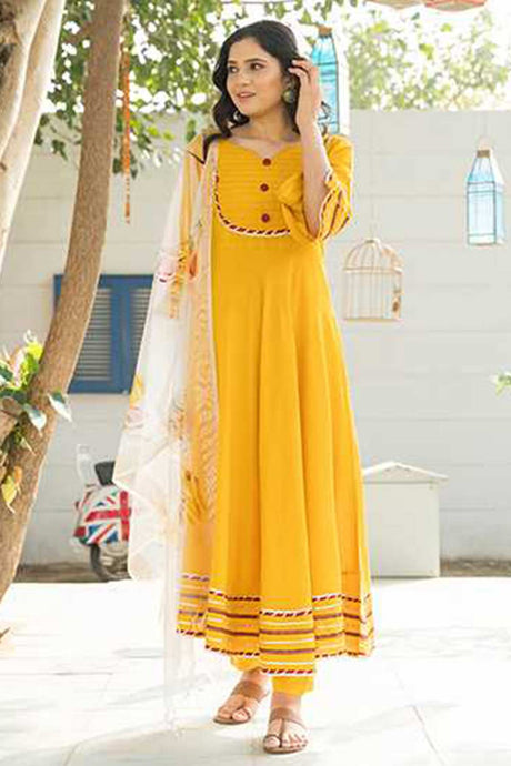 Buy Dandelion Yellow Kurta Set with Floral Hand Paint Organza Dupatta Online