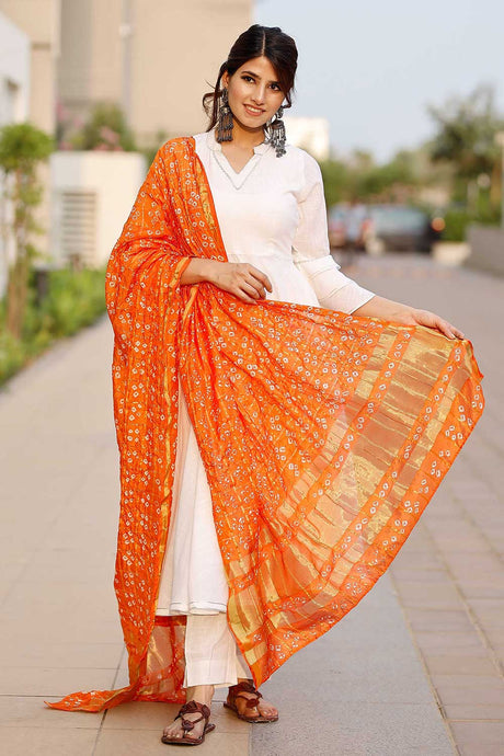 Buy Bright white flared kurta set with bandej dupatta Online
