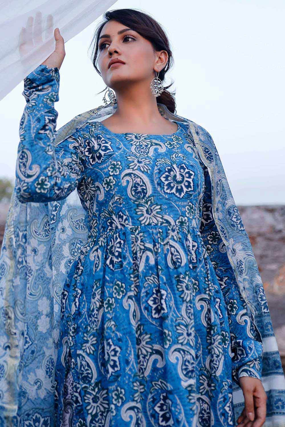 Blue And White Hand Blocked Suit With Pant And Chanderi Dupatta