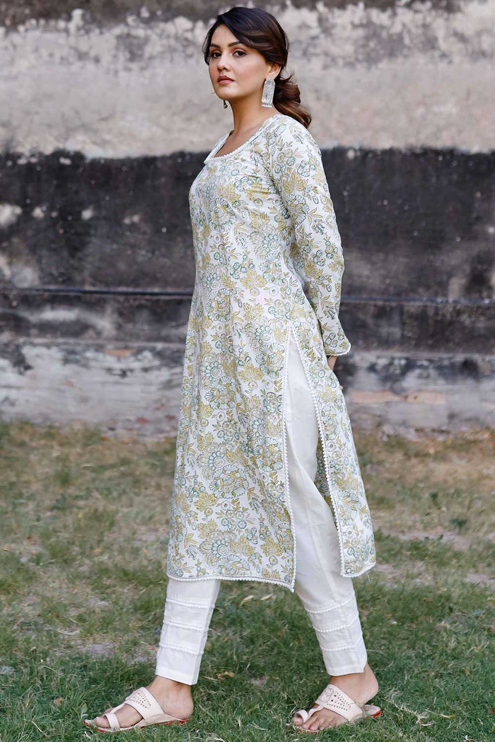 White And Mustard Hand Blocked Kurta With Pant