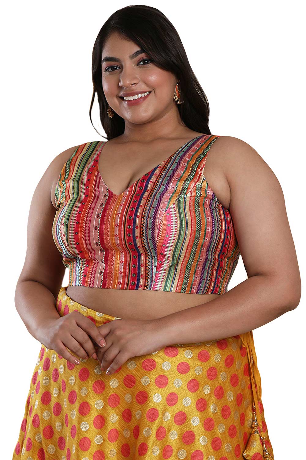 20 Best Plus Size Saree Blouse Designs for Curvy Women | Plus size wedding  outfits, Long blouse designs, Saree designs party wear