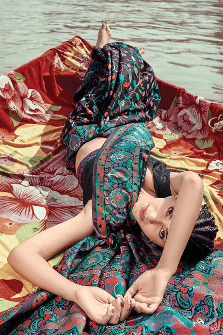 Buy Black Modal Pashmina Printed Solid Saree Online - KARMAPLACE