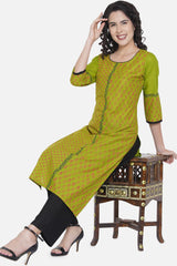 Buy Women Cotton Block Print Kurta Set in Green Online - Side