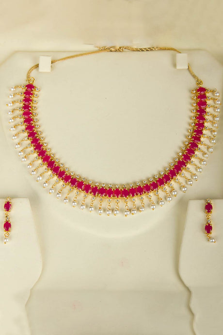 Buy Women's Brass Chokar Necklace Set in Light Red Online - Zoom In