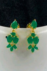 Buy Women's Brass Chokar Necklace Set in Green Online - Zoom In