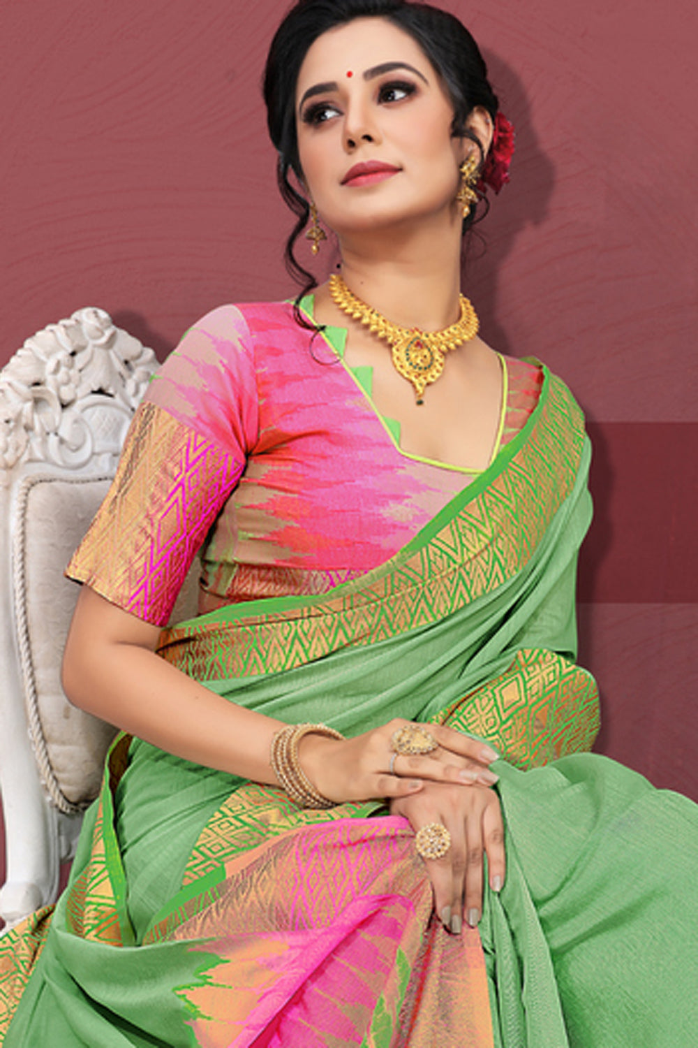 Blended Cotton Zari Saree In Green