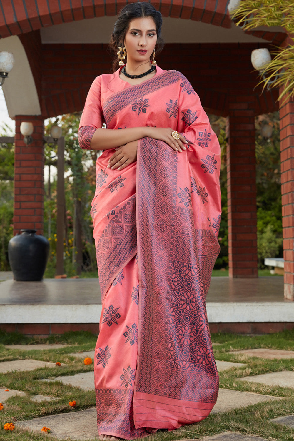 Buy Banarasi Art Silk Woven Saree In Dark Pink