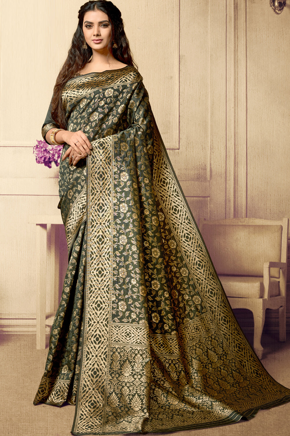 Blended Cotton Printed Saree In Green