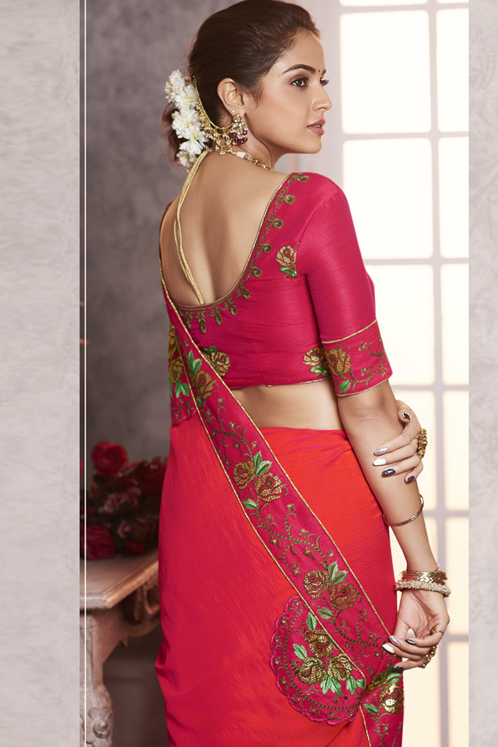 Art Silk Embroidered Saree In Light Red