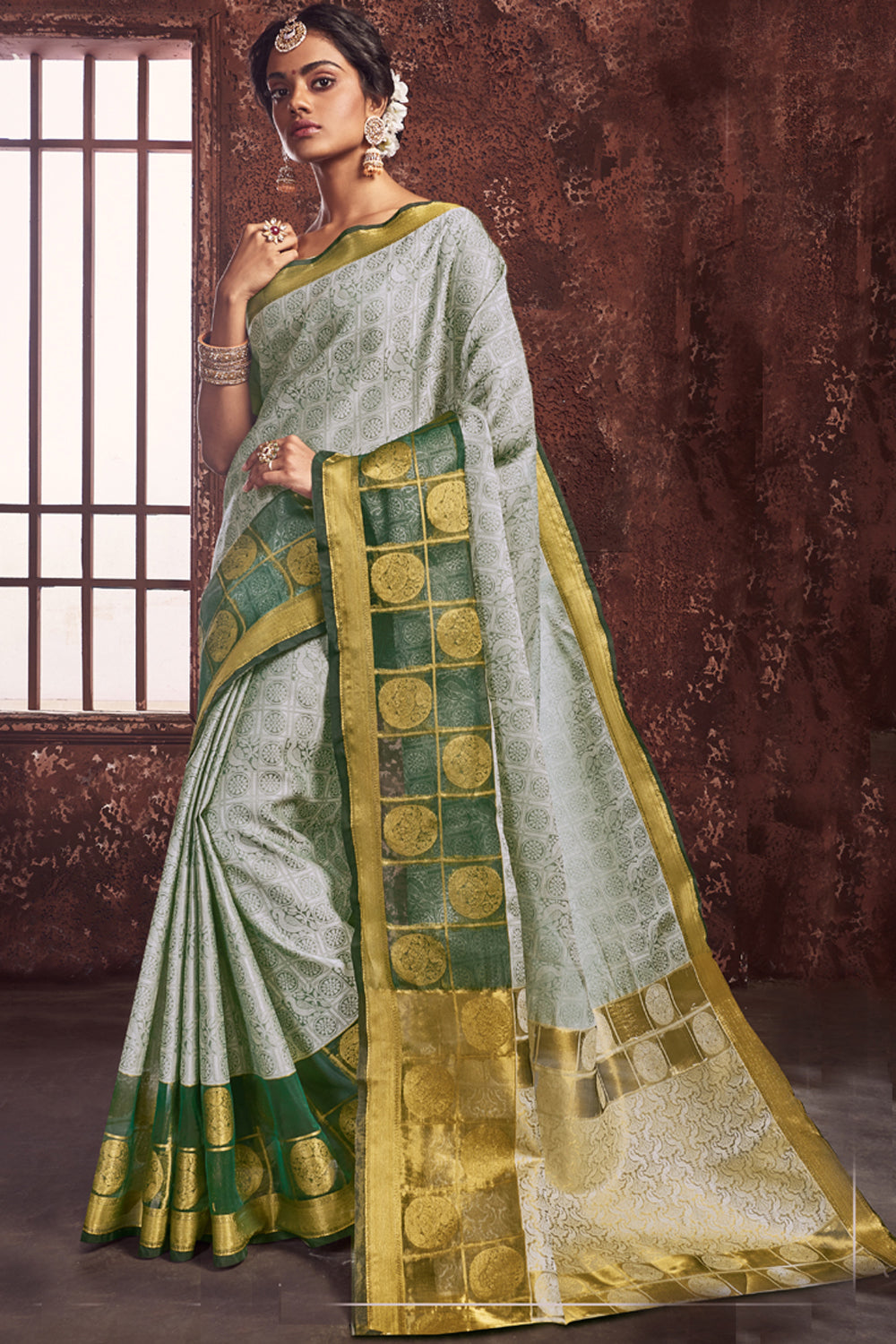 Art Silk Woven Saree In Green