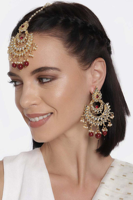 Buy Women's Alloy Maang Tikka With Earring in Maroon