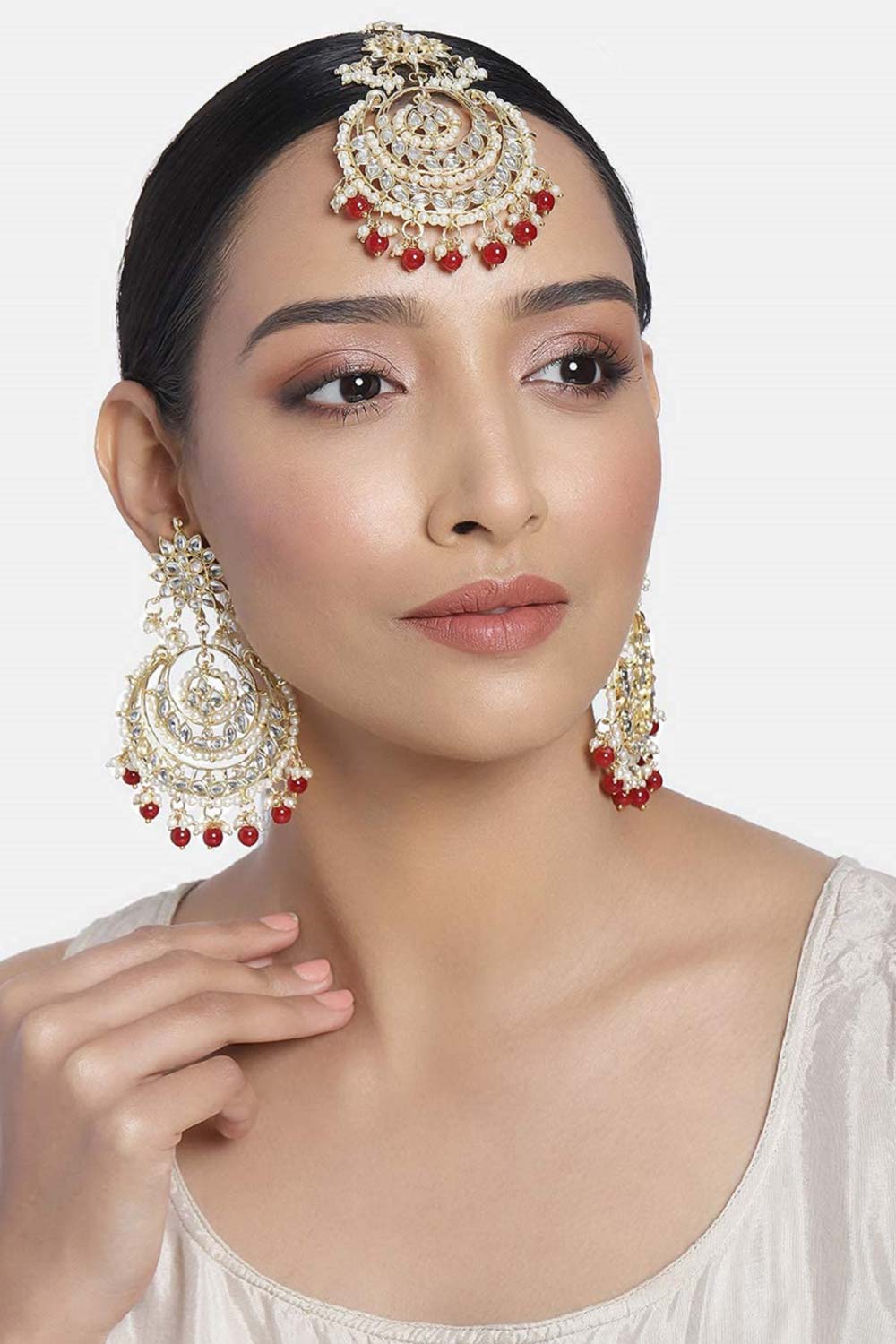 Buy Women's Alloy Maang Tikka With Earring in Red