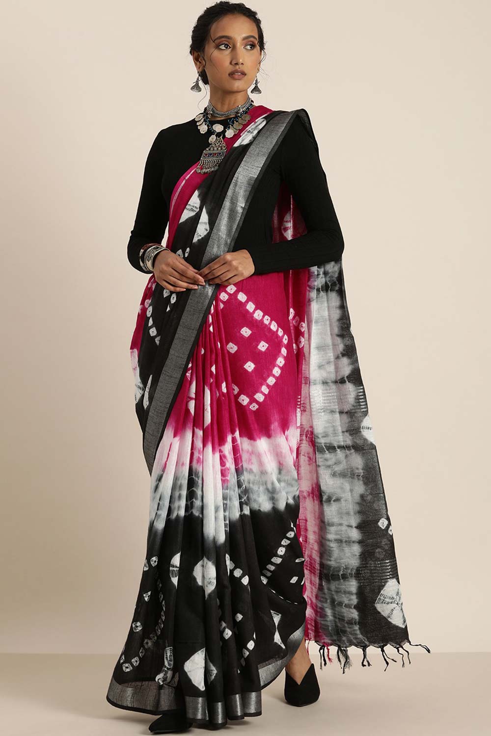 Cotton Blend Bandhani Saree In Black