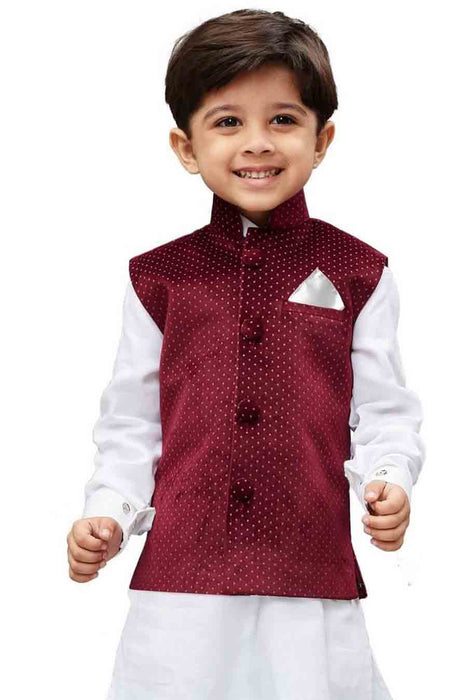 Buy Men Navy Blue Solid Mandarin Collar Sleeveless Nehru Jackets Online in  India - Monte Carlo