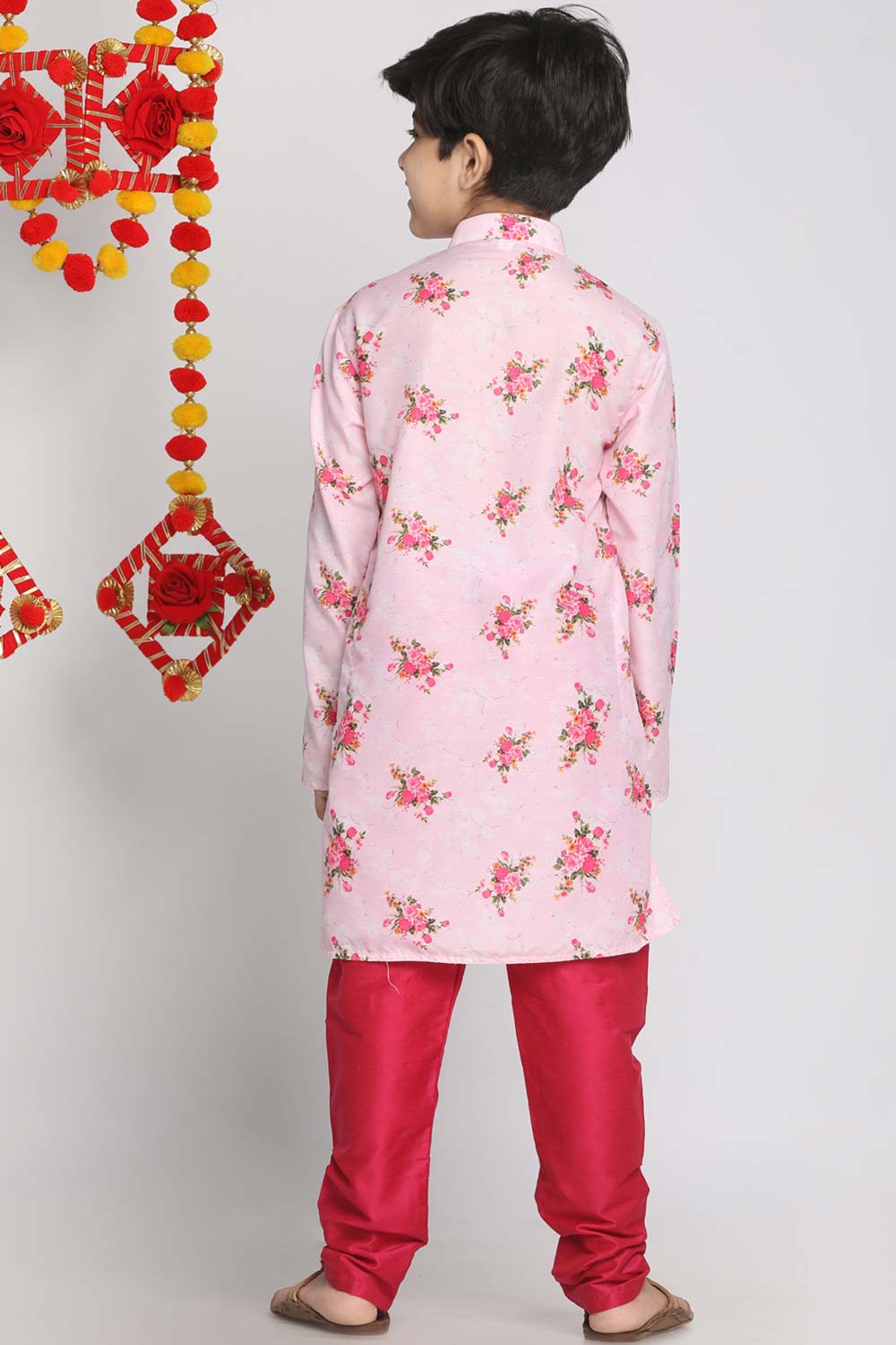 Buy Boy's Muslin Blend Floral Print Kurta Set in Pink - Back