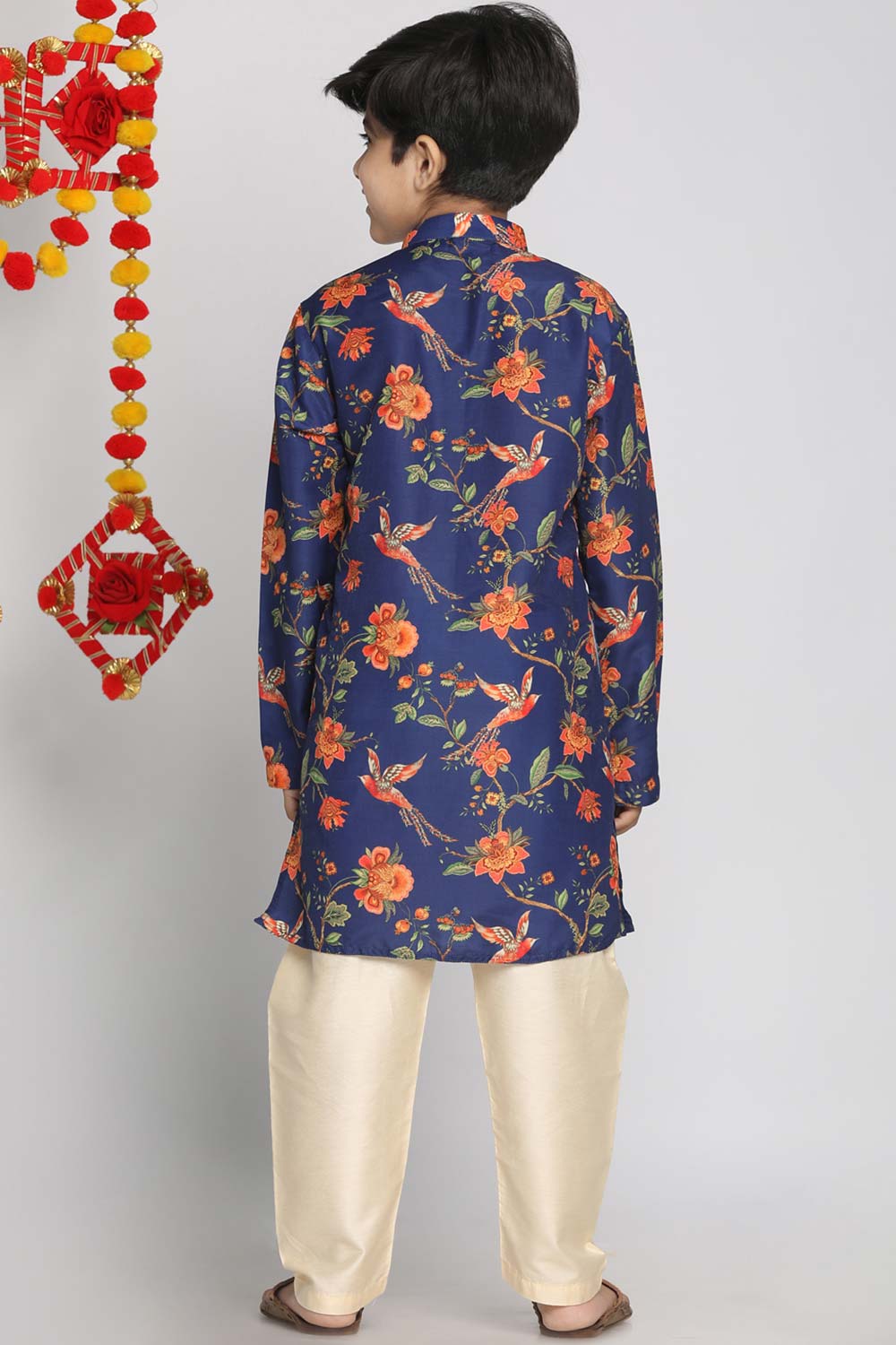 Buy Boy's Muslin Blend Floral Print Kurta Set in Blue - Back