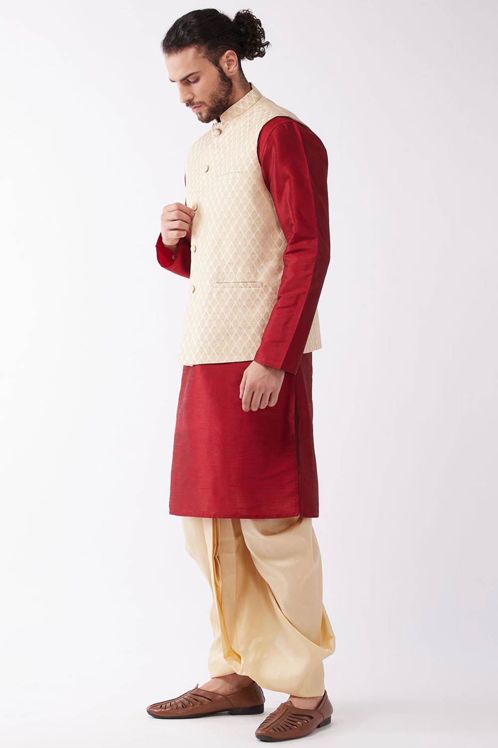 Buy Men's Blended Silk Floral Woven Kurta Set in Red - Front