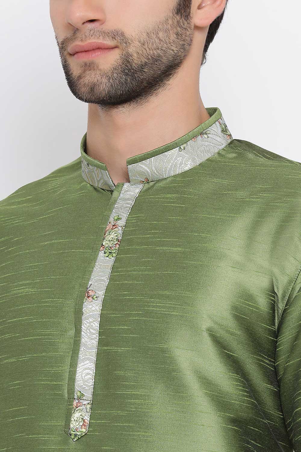 Solid Green Kurta Pyjama Set for Casual Wear