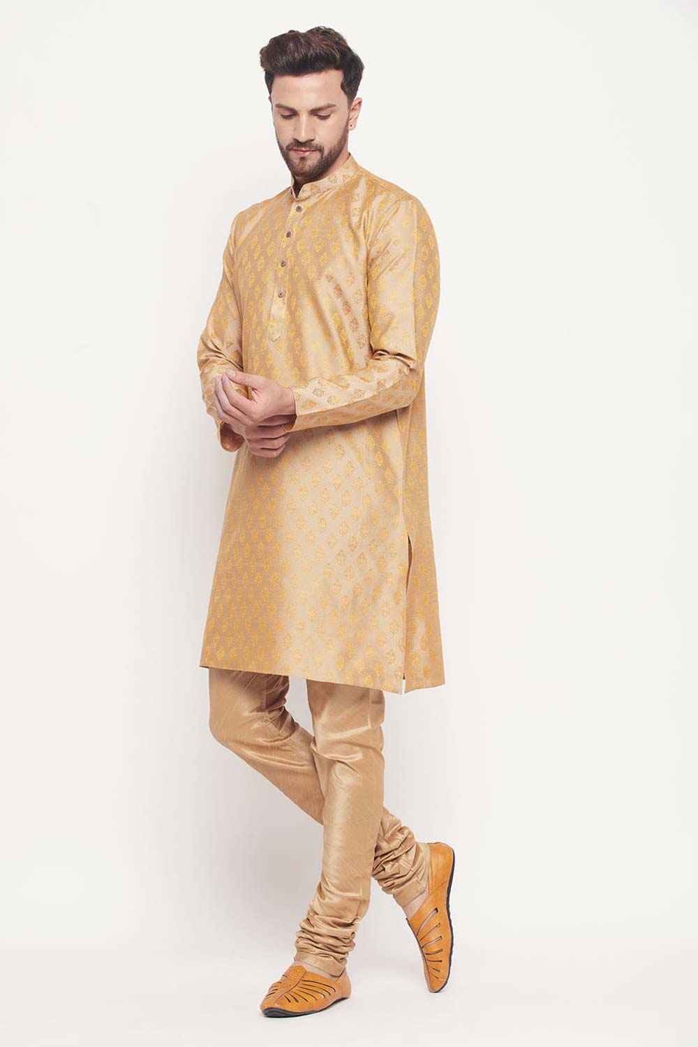 Buy Men's Beige And Rose Gold Silk Blend Ethnic Motif Woven Design Kurta Pajama Jacket Set Online - Back