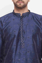 Buy Men's Navy Blue Silk Blend Ethnic Motif Woven Design Short Kurta Online - Side