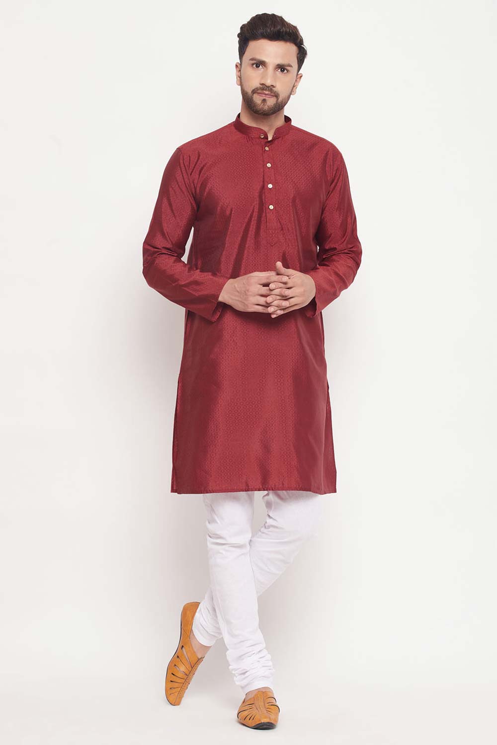 Buy Men's Maroon Silk Blend Ethnic Motif Woven Design Short Kurta Online - Zoom In