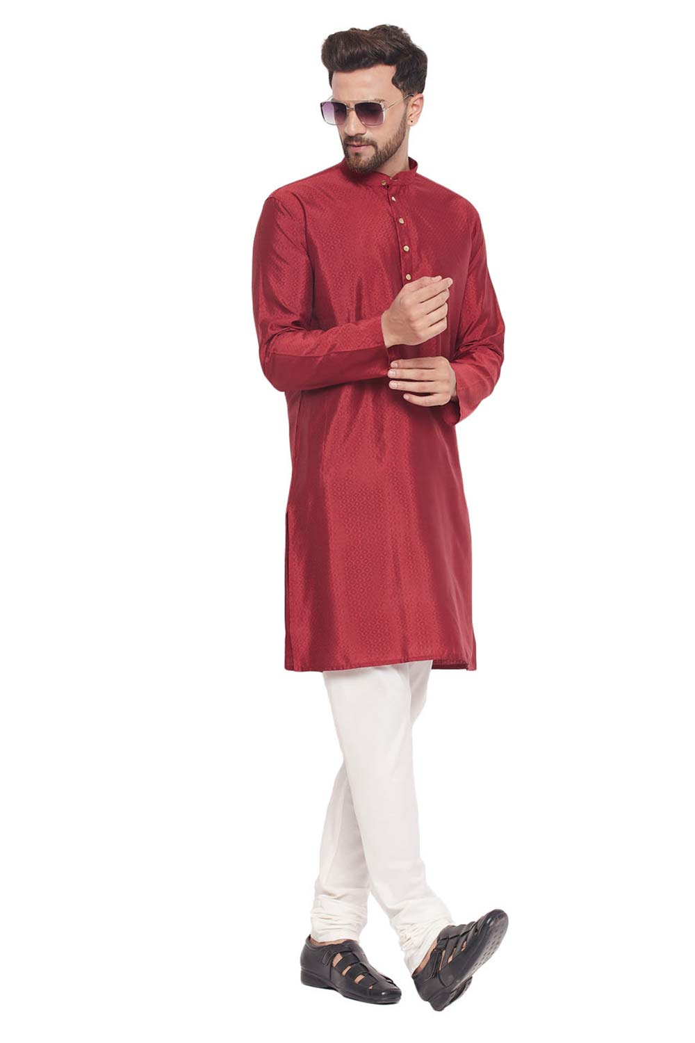 Buy Men's Maroon And Cream Silk Blend Ethnic Motif Woven Design Kurta Pajama Jacket Set Online - Zoom Out