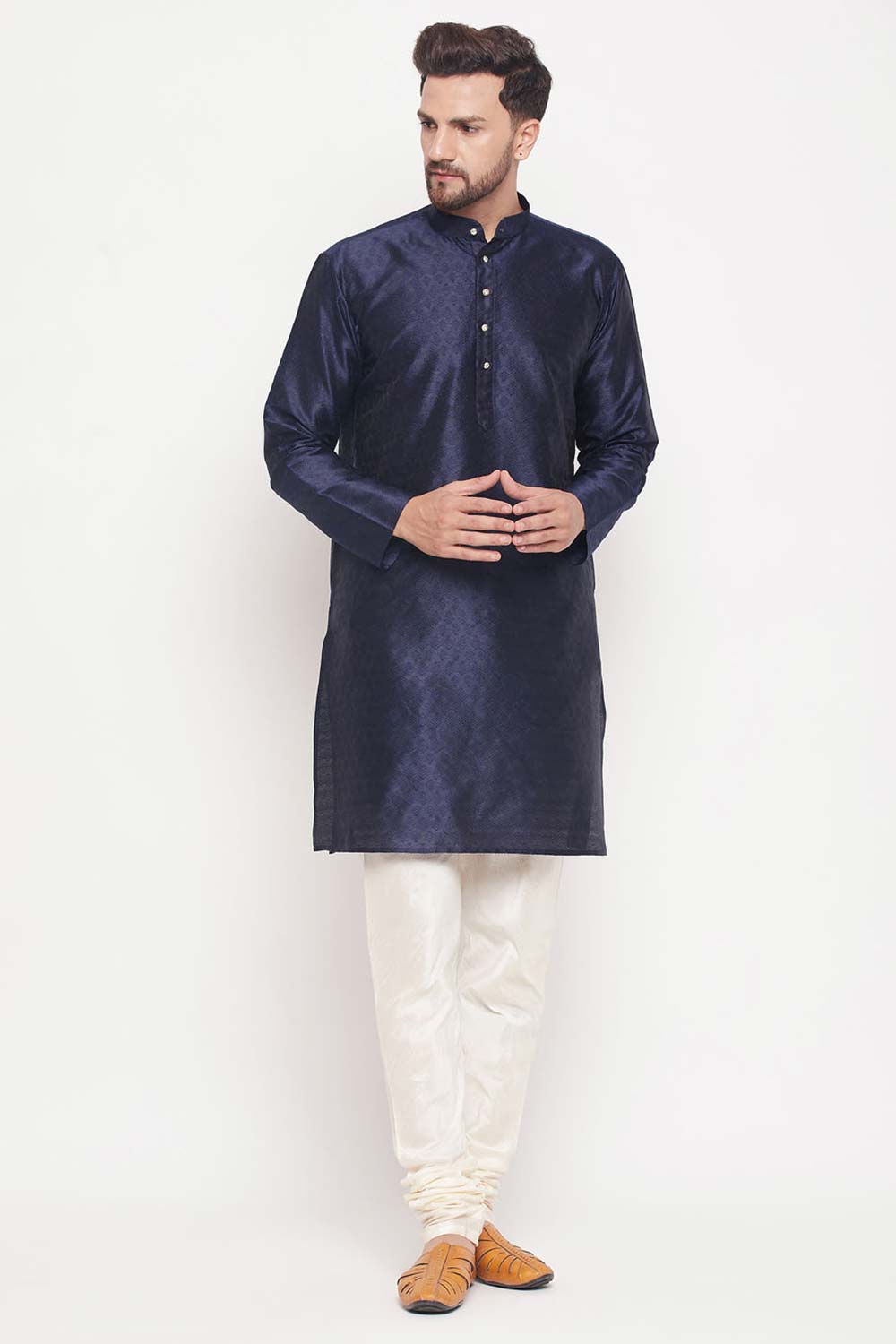 Buy Men's Navy Blue Silk Blend Ethnic Motif Woven Design Short Kurta Online - Zoom In