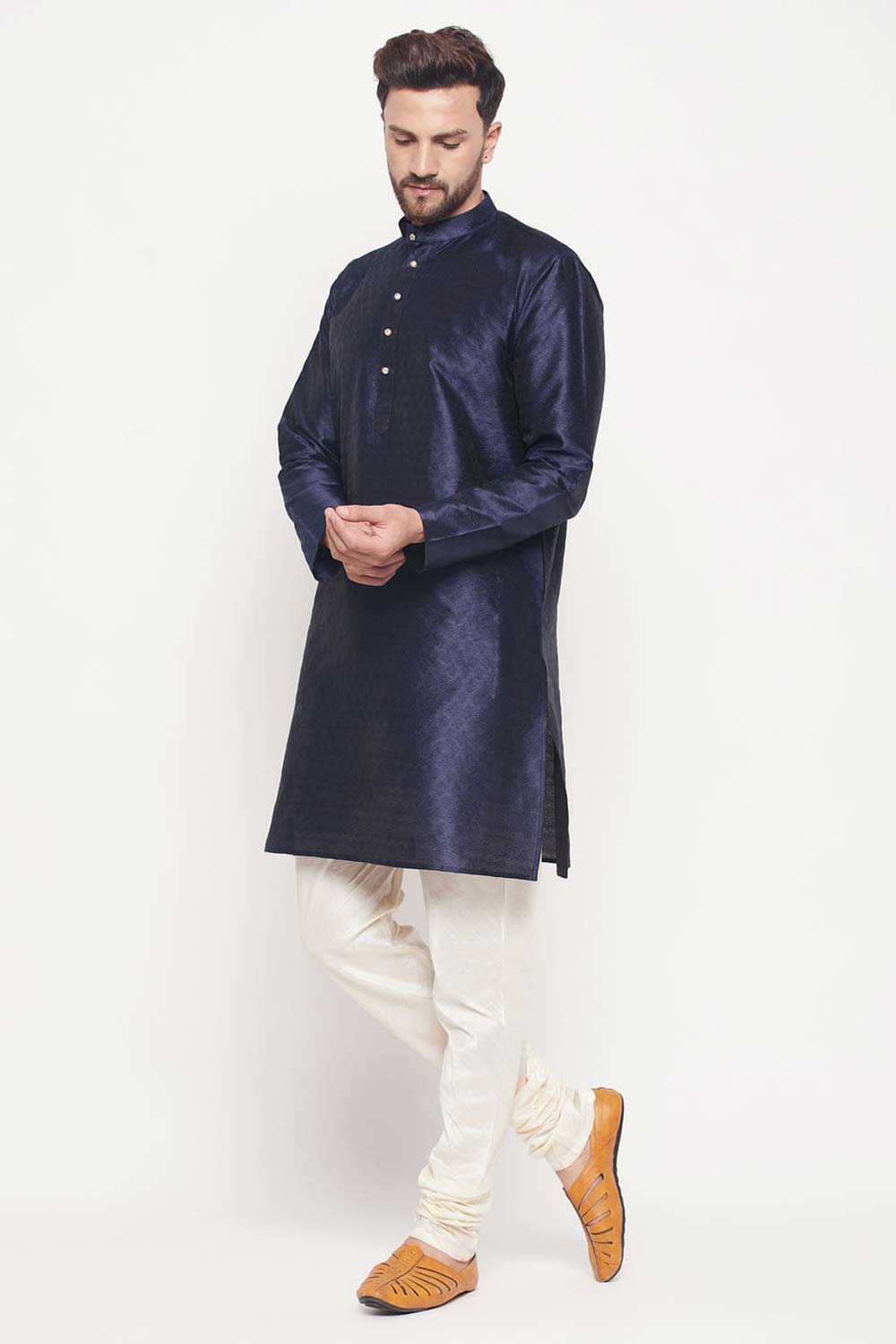 Buy Men's Navy Blue And Cream Silk Blend Ethnic Motif Woven Design Kurta Pajama Jacket Set Online - Back