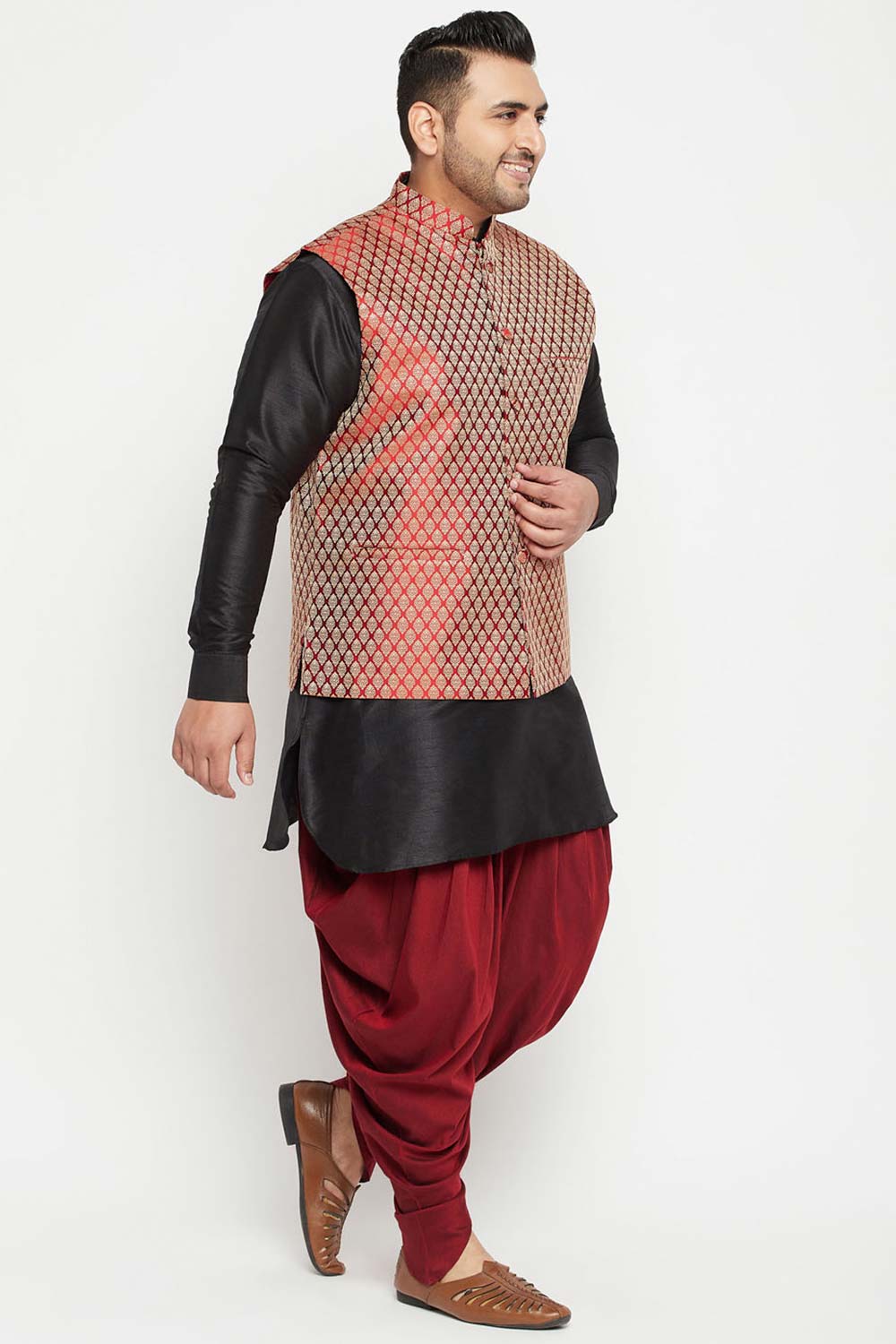 Buy Men's Silk Blend Woven Design Sherwani Set in Black - Side